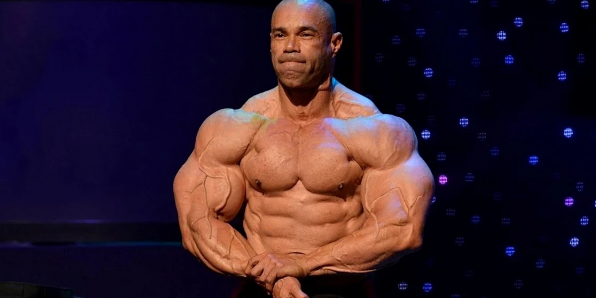FIBO: Core Health & Fitness und die Legende Kevin Levrone 