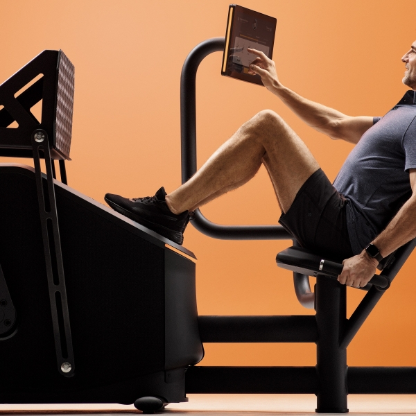 Premiere der neuen EGYM Smart Strength Series 3 Gerätelinie